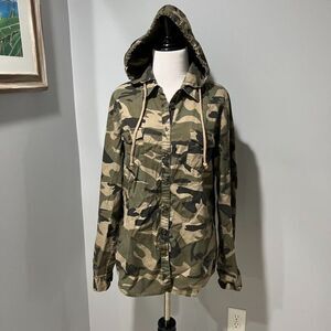 Wet Seal 100% Cotton Hooded Camouflage Button Up Long Sleeve Shirt Size Large